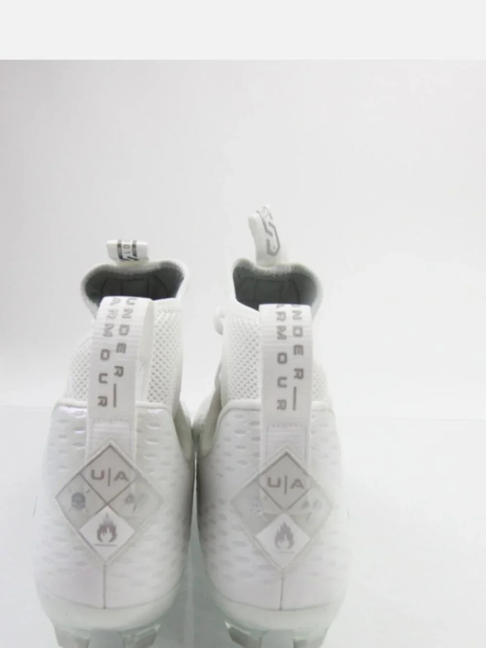 Mens NWT Under Armour Spotlight football cleats